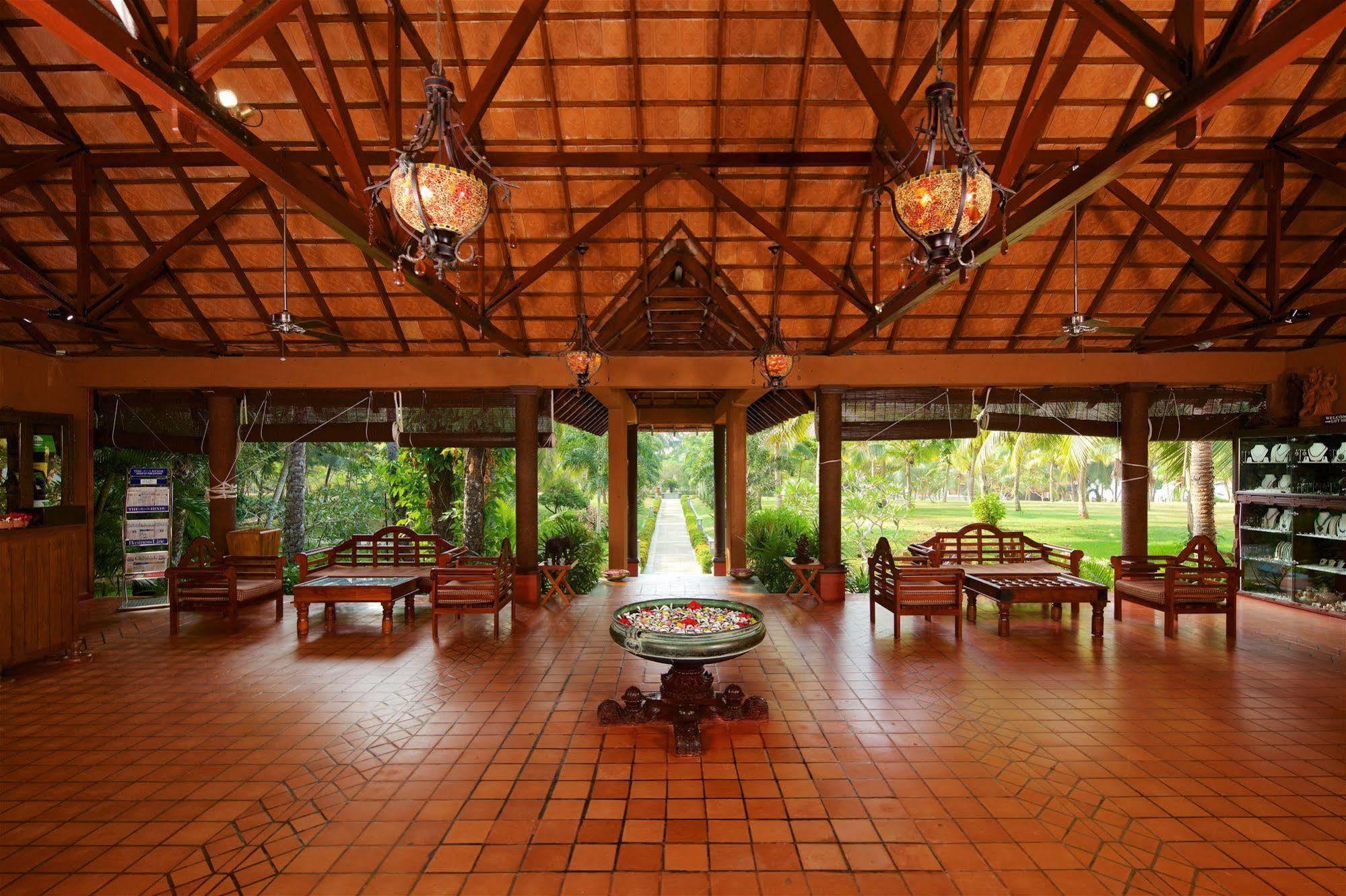 Poovar Island Resort Exteriör bild