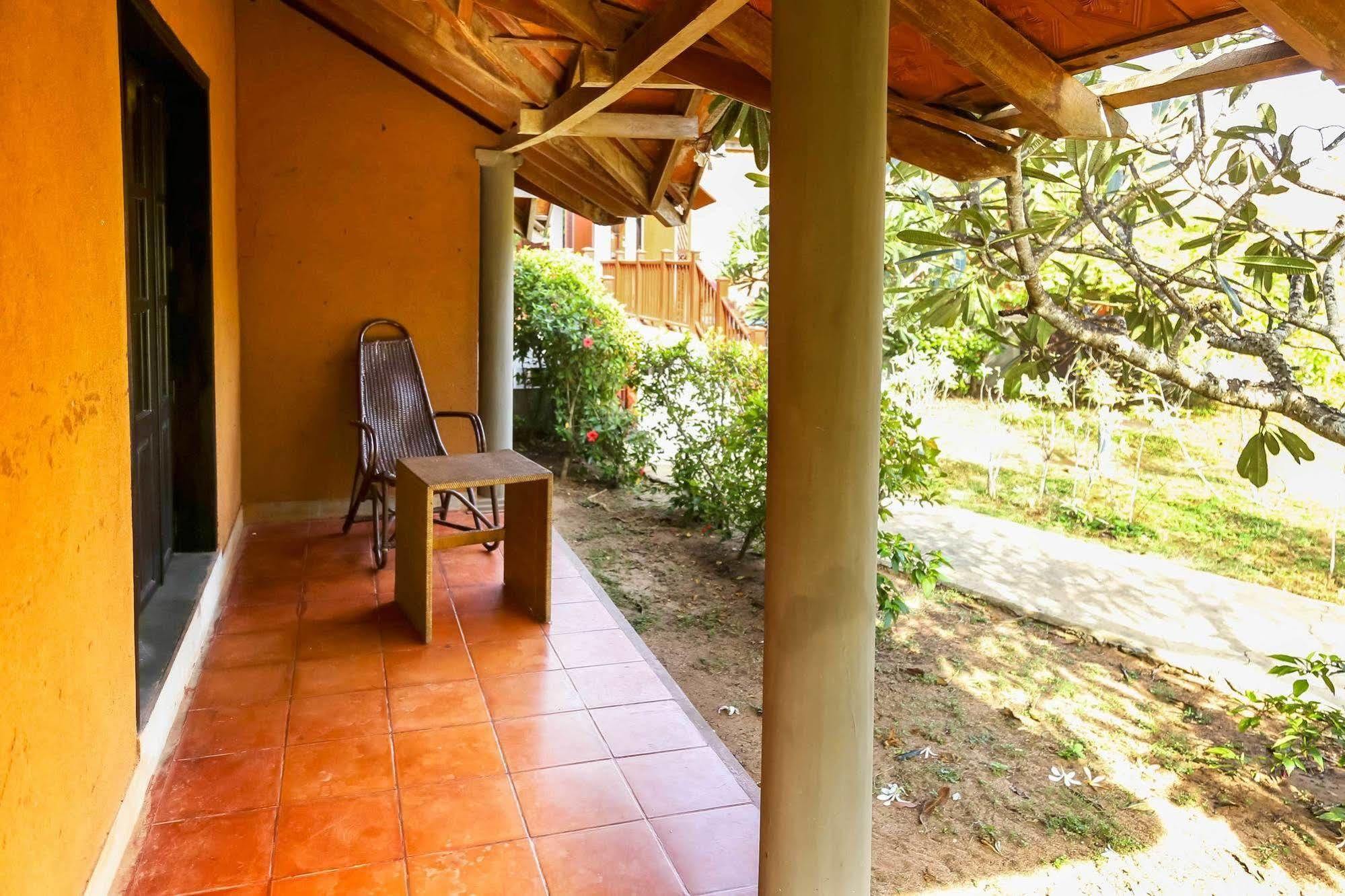 Poovar Island Resort Exteriör bild